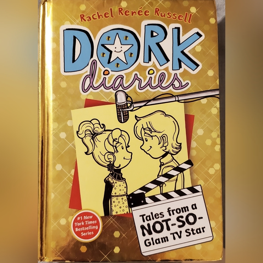 Dork Diaries 7: Tale from a NOT-SO-Glam‎ TV star